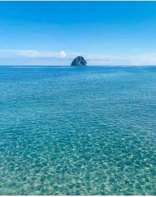 Sous Les Tropiques…Vue Mer レ・トロワ・イレ マルティニーク